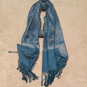 Elegant Blue Scarf